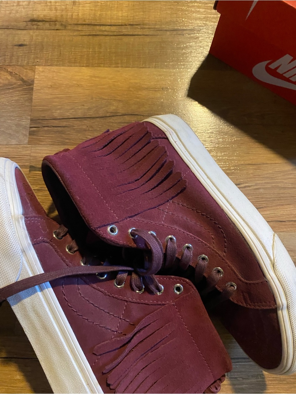 Vans burgundy hi top sk8hi with fringe women’s 6.5 men’s 5
